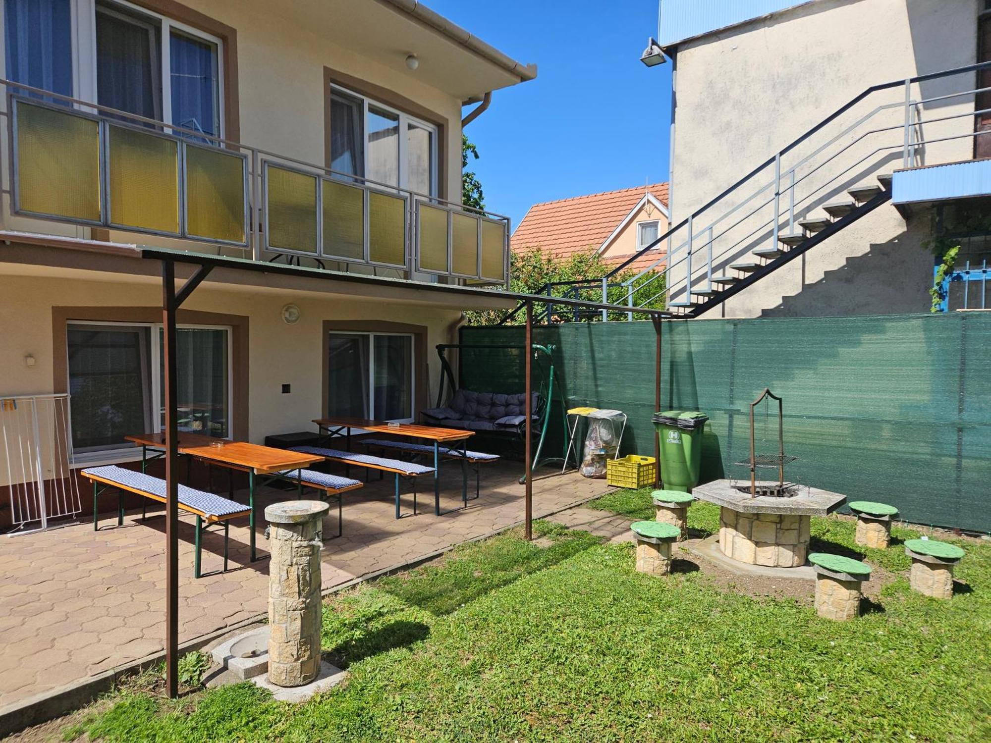 Ada 2 Apartmanhaz Hajdúszoboszló Buitenkant foto